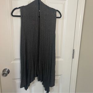 Grey light weight sleeveless cardigan